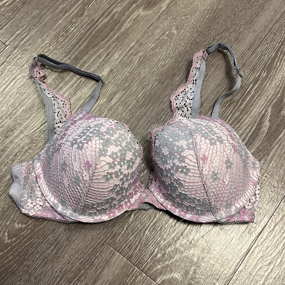 Victoria’s Secret dream angels padded bra